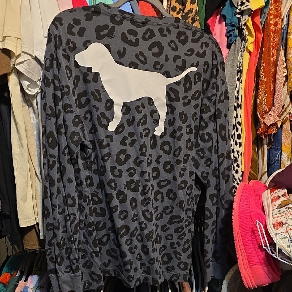 Victoria's Secret Gray Leopard Long Sleeve Tee